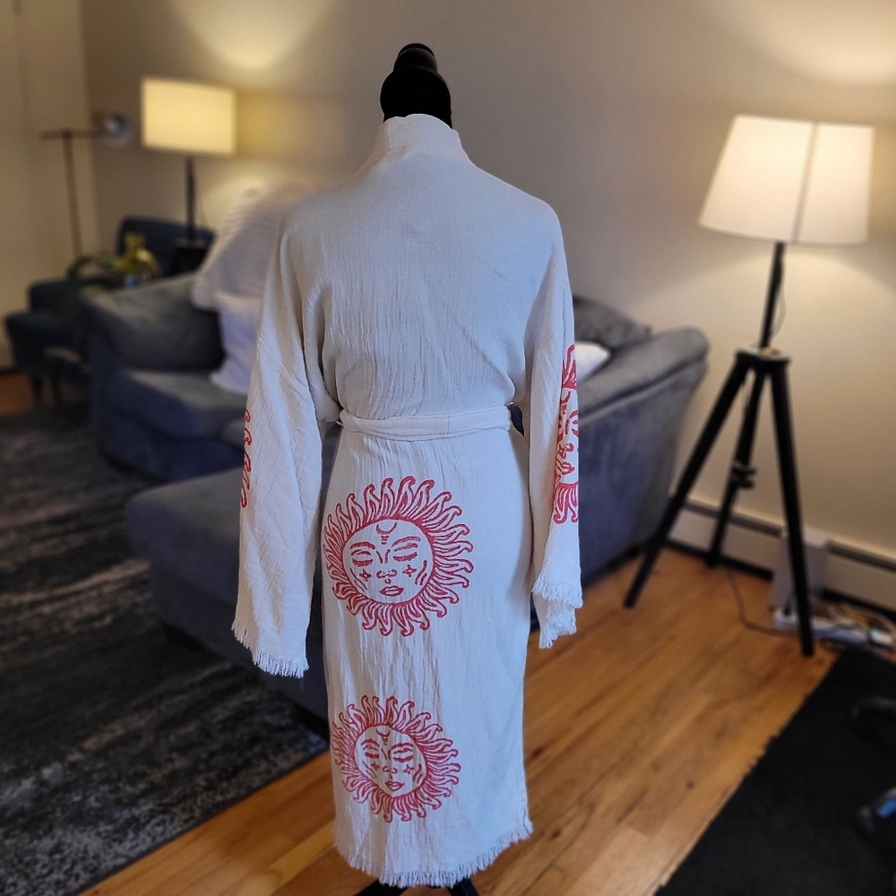 Sun Motif Cream and Orange Kimono Robe Size M/L - Picture 11 of 13